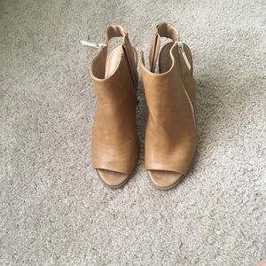 Tan Peep toe/ open toe booties